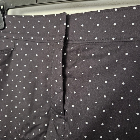 Izod NWT Women's 10 Golf Skort Black White Polka Dots Athletic Skort Athleisure - Picture 2 of 9